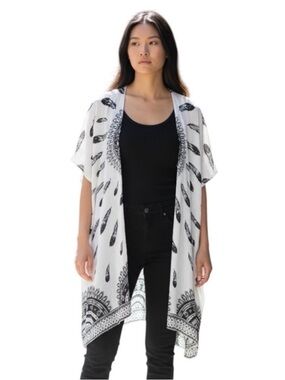 Band of Gypsies Open Front Boho White & Black Viscose Kimono size Medium